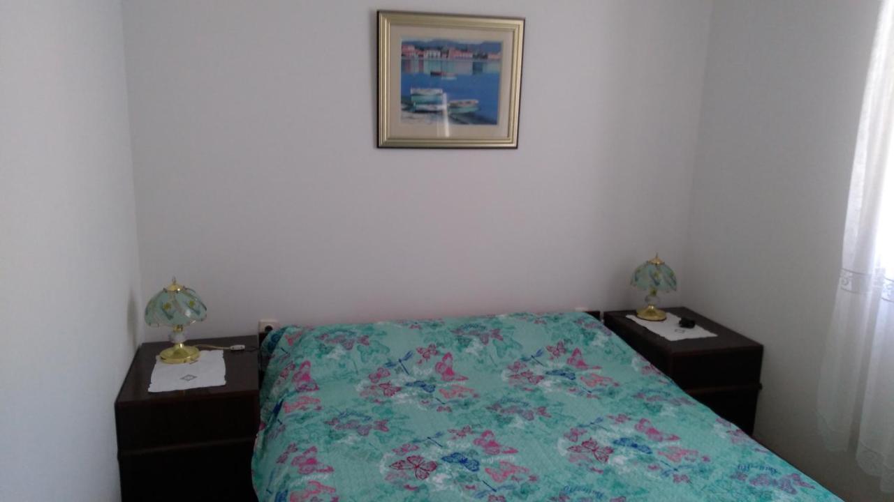 Apartman Ruza Brzac Екстериор снимка
