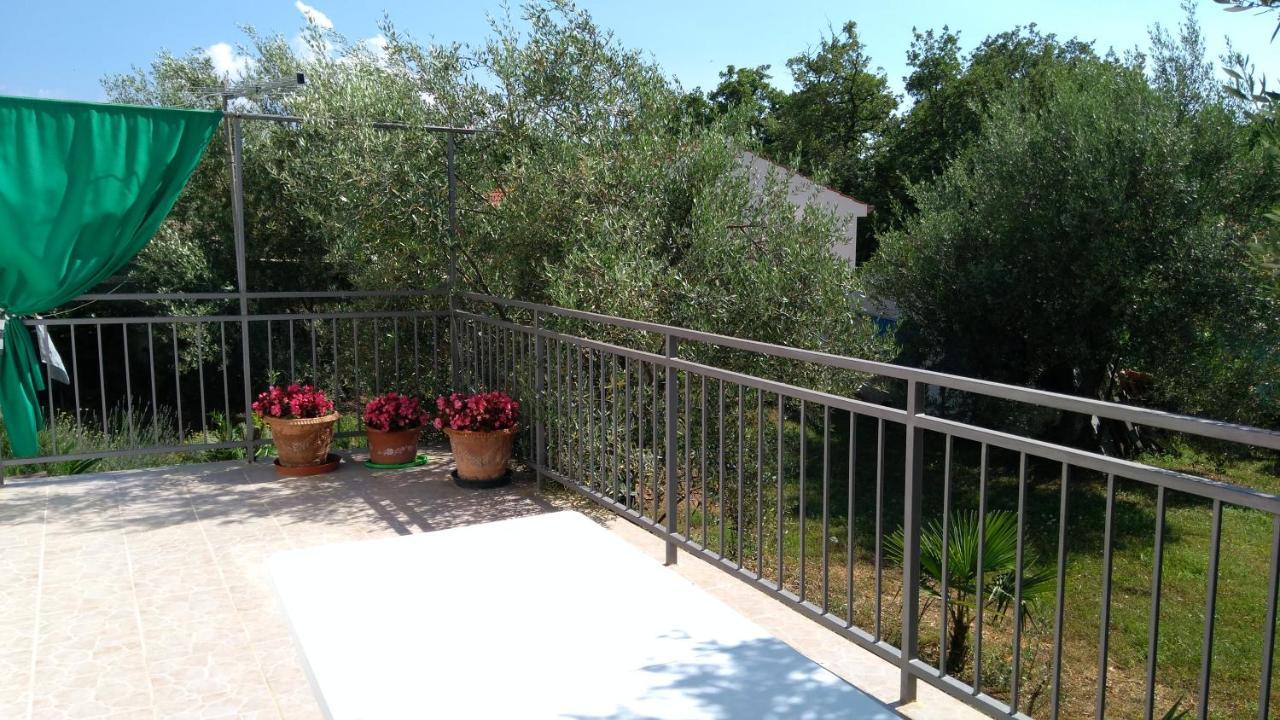 Apartman Ruza Brzac Екстериор снимка