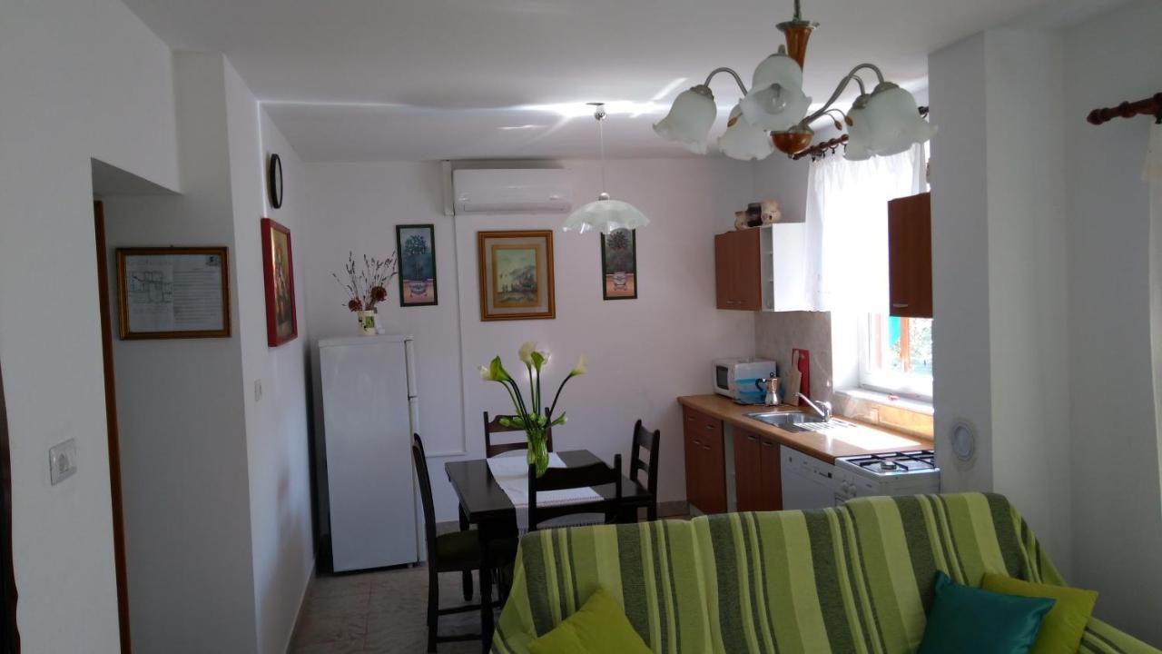 Apartman Ruza Brzac Екстериор снимка