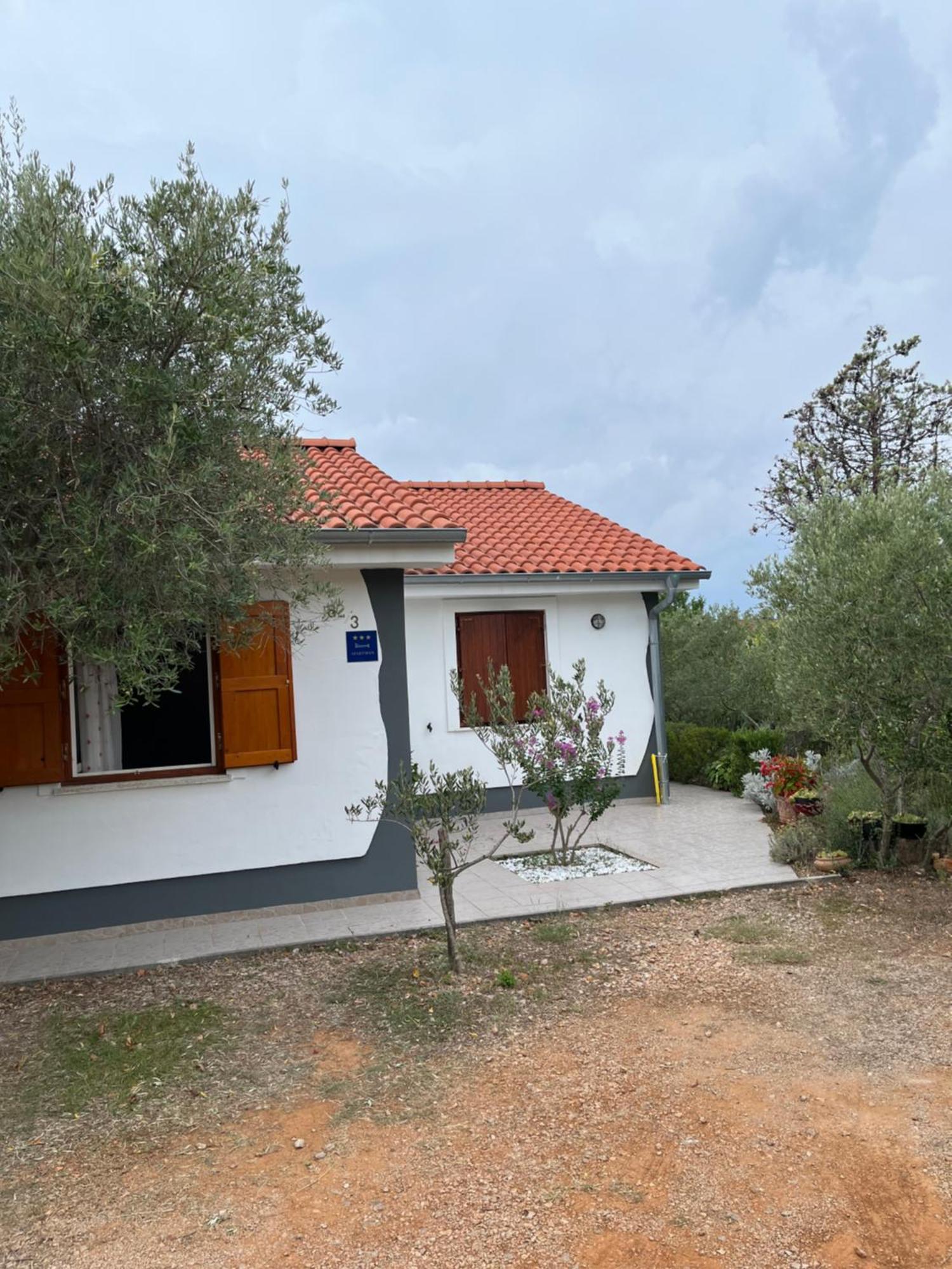 Apartman Ruza Brzac Екстериор снимка